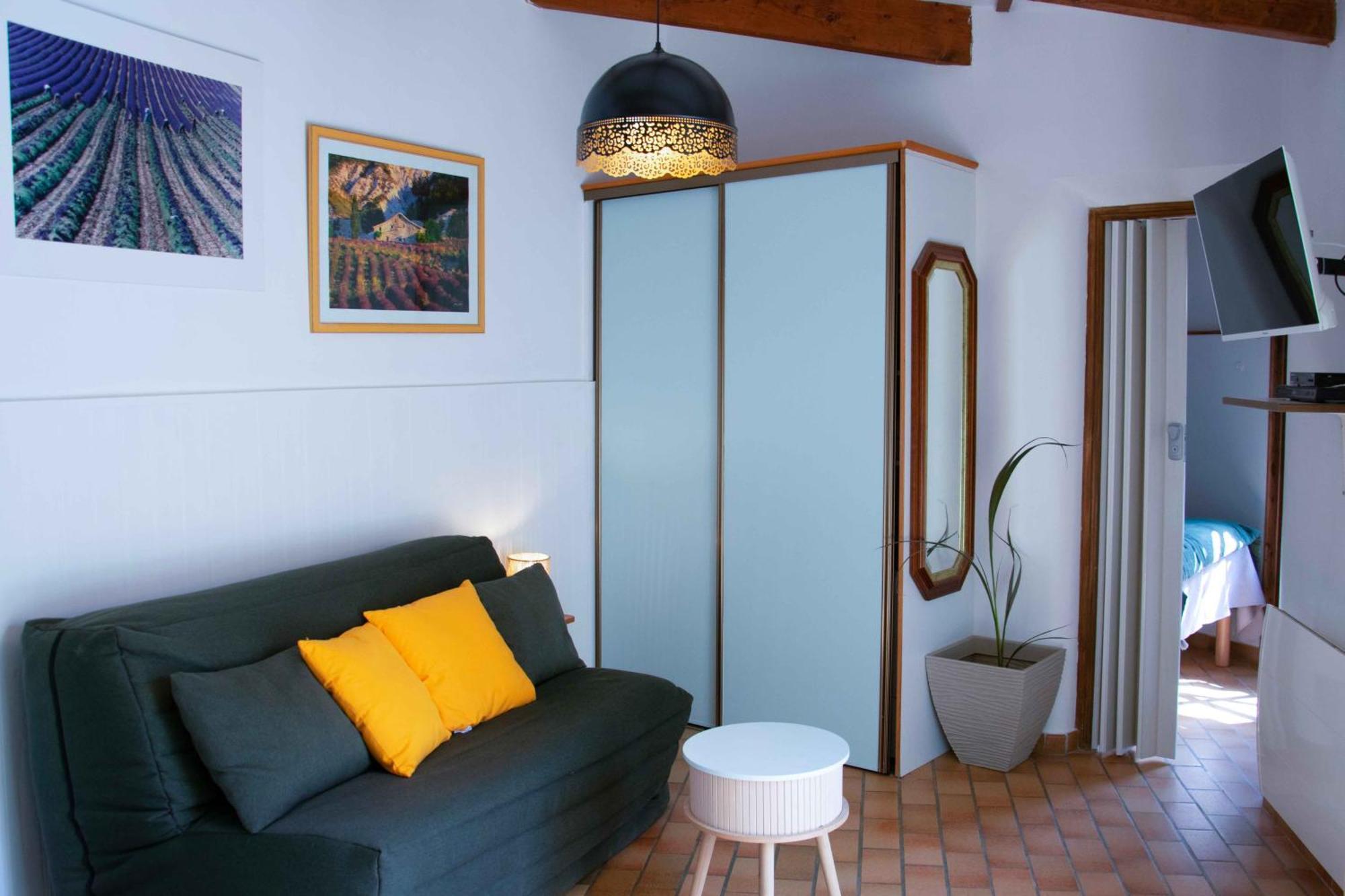 Hostal Les Grands Prés des Baronnies La Roche-sur-le-Buis Exterior foto