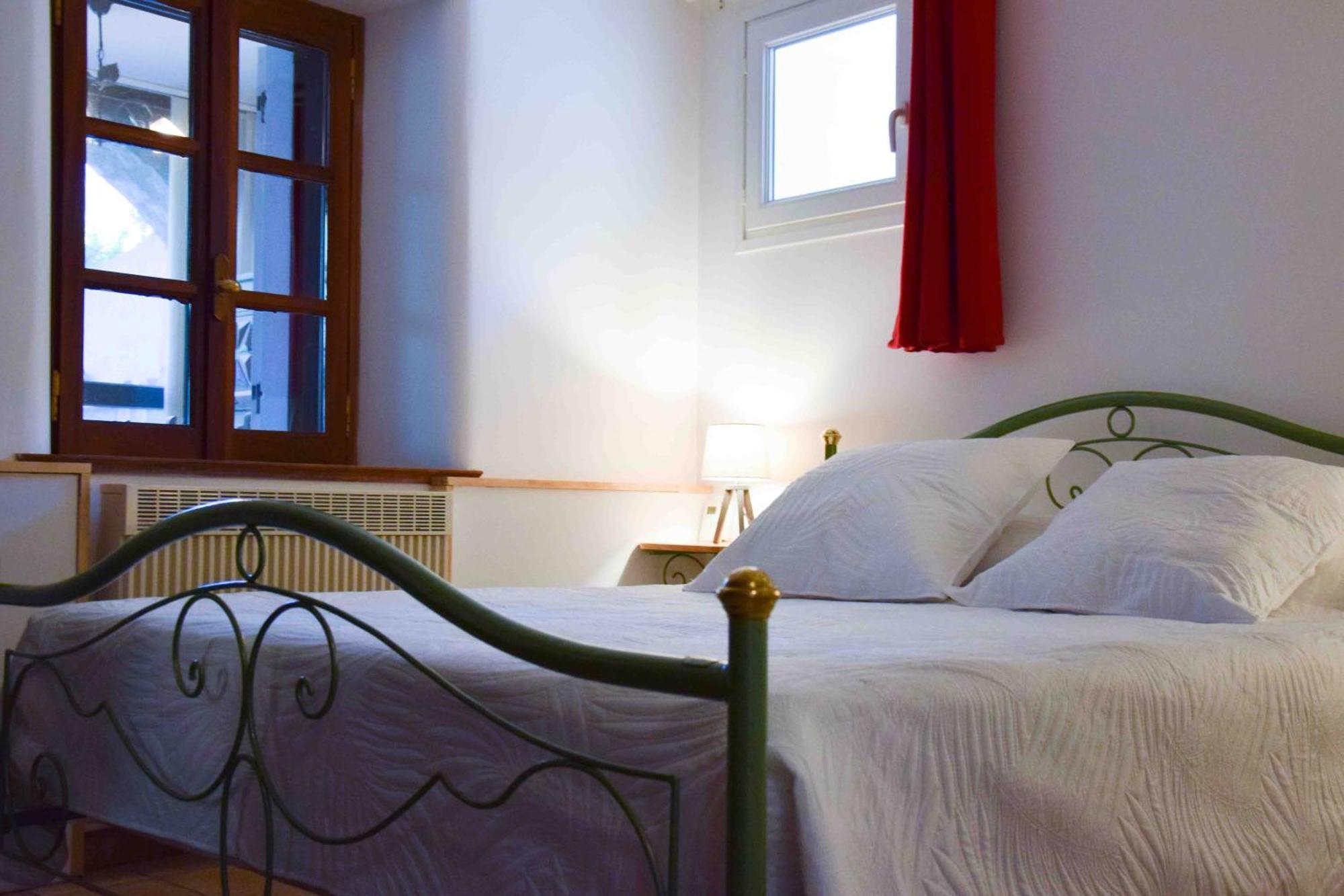 Hostal Les Grands Prés des Baronnies La Roche-sur-le-Buis Exterior foto