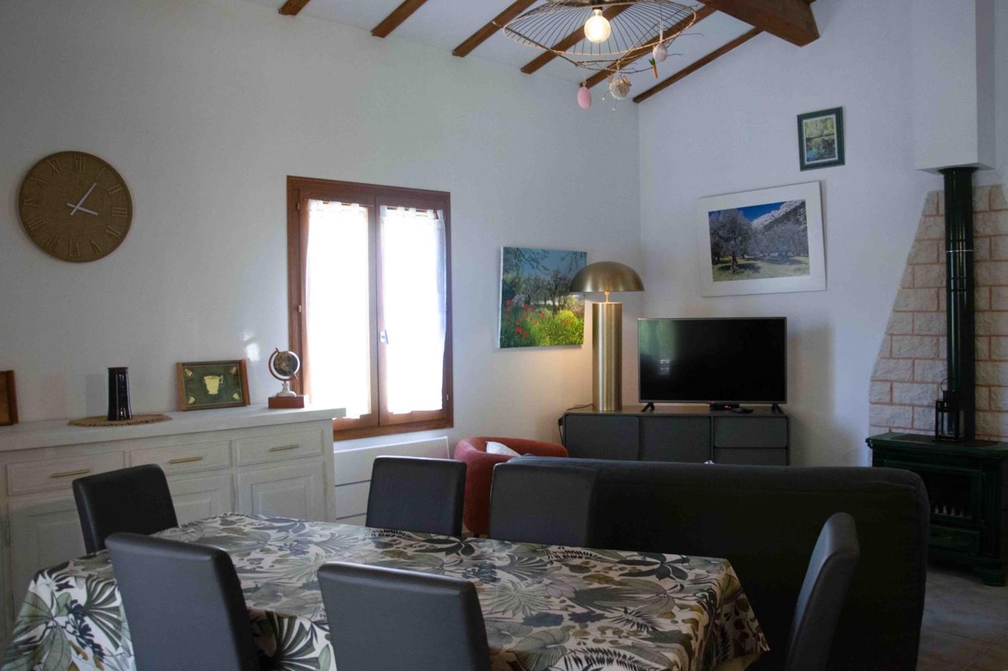 Hostal Les Grands Prés des Baronnies La Roche-sur-le-Buis Exterior foto