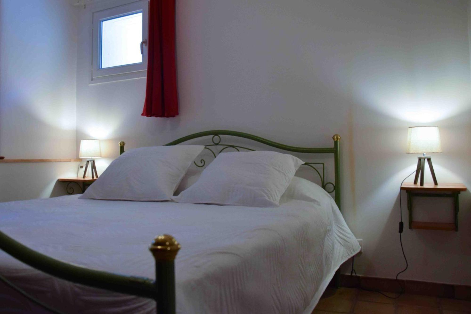 Hostal Les Grands Prés des Baronnies La Roche-sur-le-Buis Exterior foto