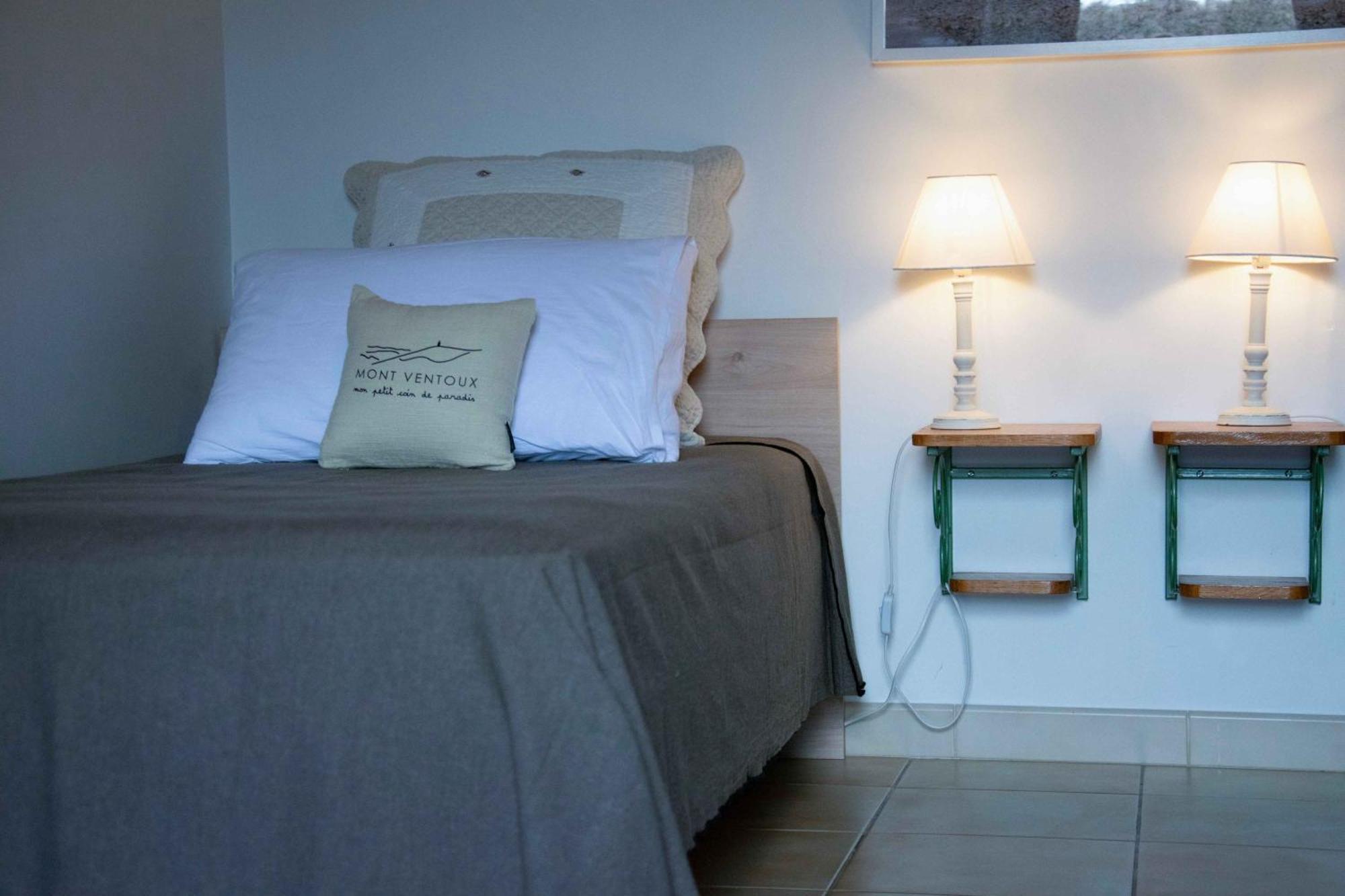 Hostal Les Grands Prés des Baronnies La Roche-sur-le-Buis Exterior foto