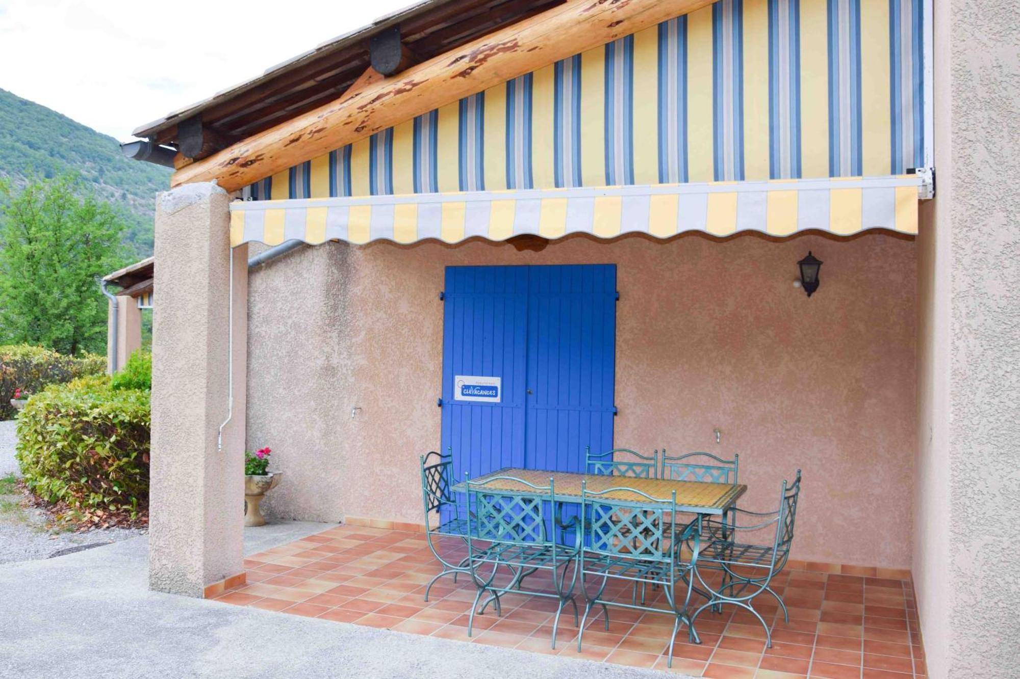 Hostal Les Grands Prés des Baronnies La Roche-sur-le-Buis Exterior foto