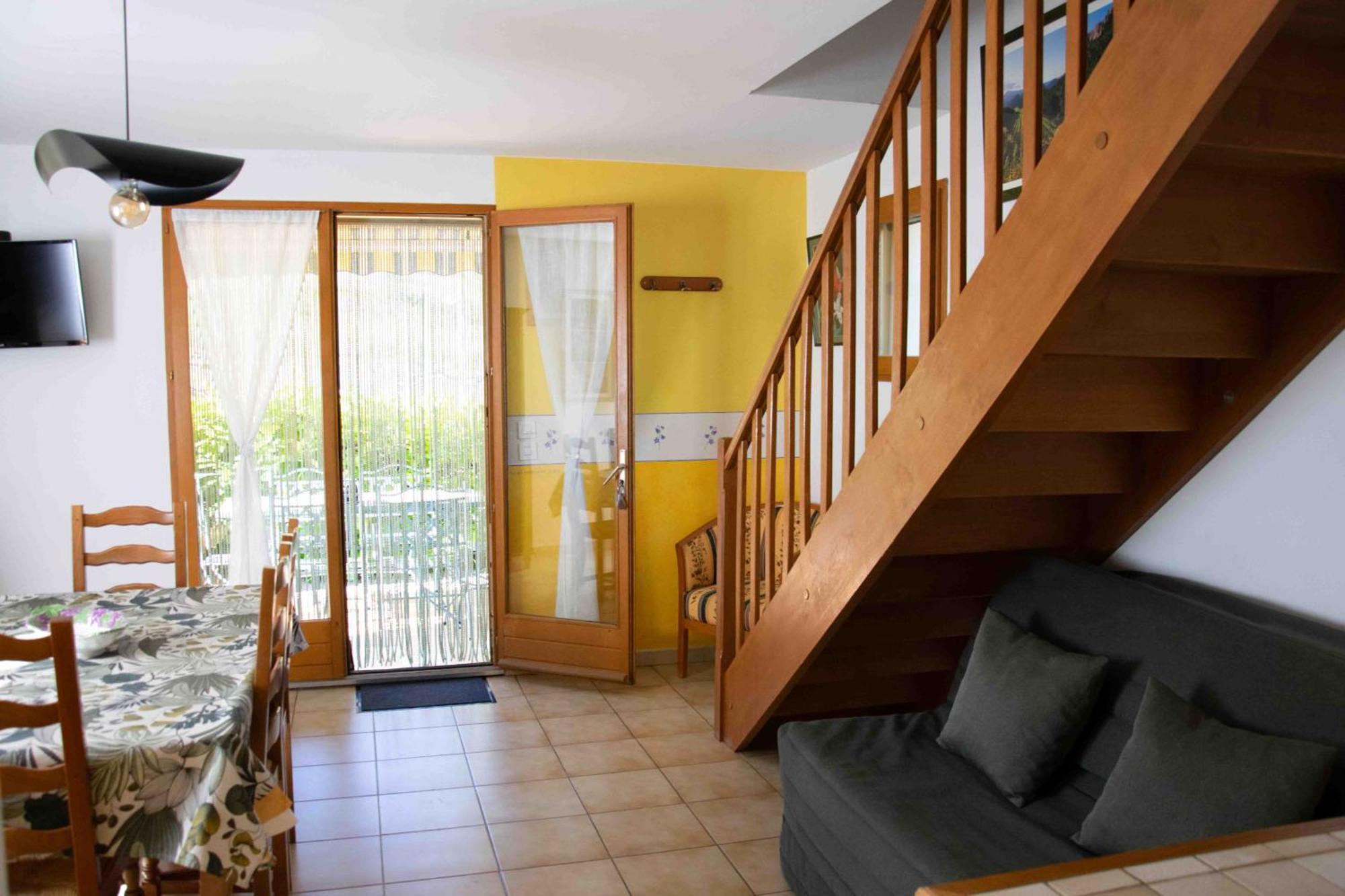 Hostal Les Grands Prés des Baronnies La Roche-sur-le-Buis Exterior foto