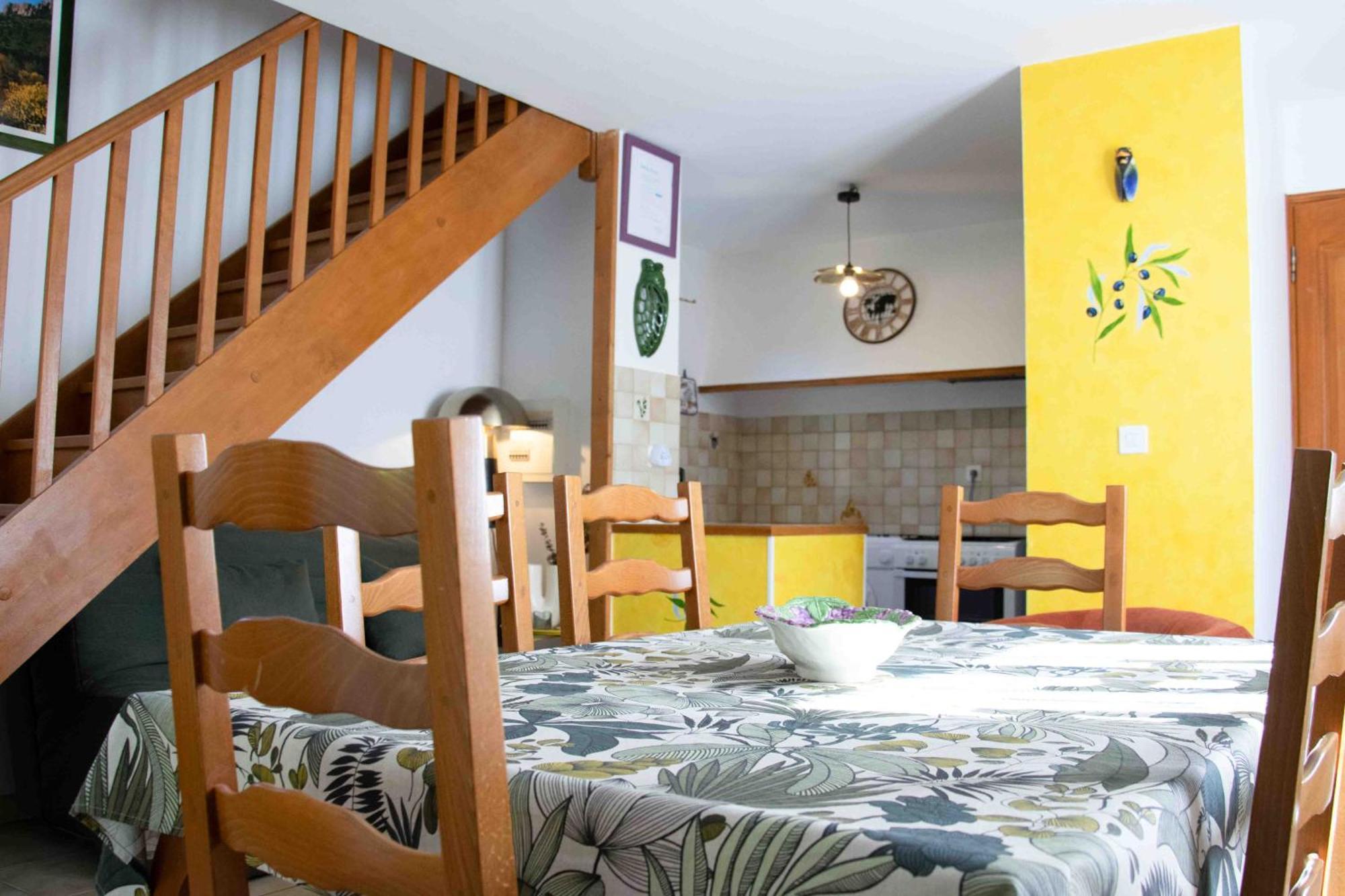 Hostal Les Grands Prés des Baronnies La Roche-sur-le-Buis Exterior foto